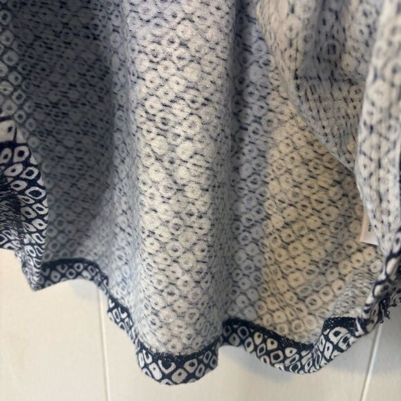 Talbots Large Long Sleeve Tee Cotton Blend Dotted Navy Blue/White Athleisure Gym - Picture 10 of 10